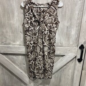 Elegant Brown Patterned Midi Dress. X1